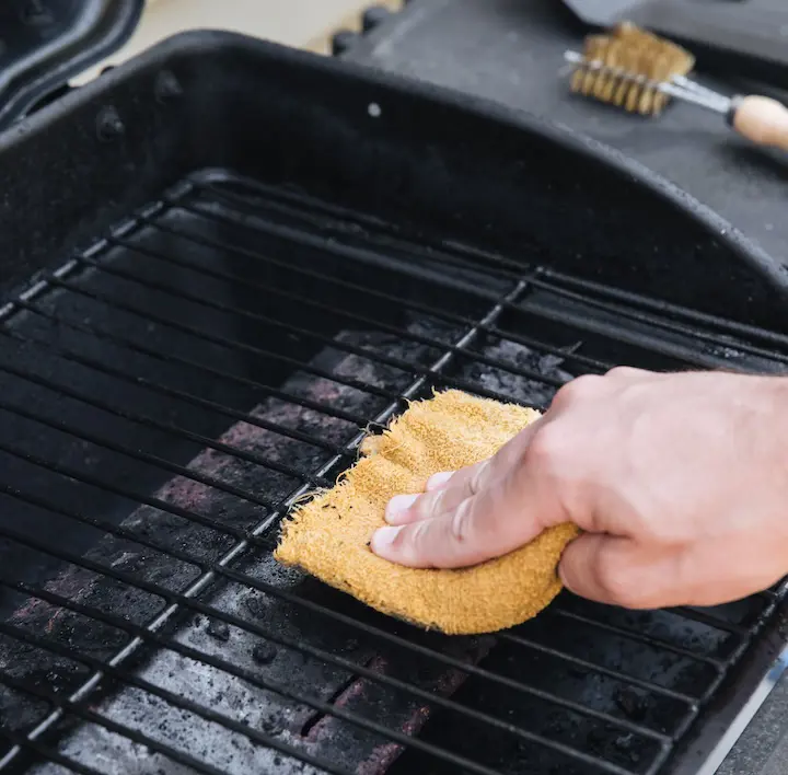 Best Ways To Clean Your Grill After A Barbecue